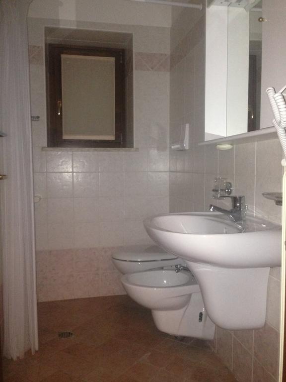 Hotel Scandola Боско-Кьезануова Экстерьер фото